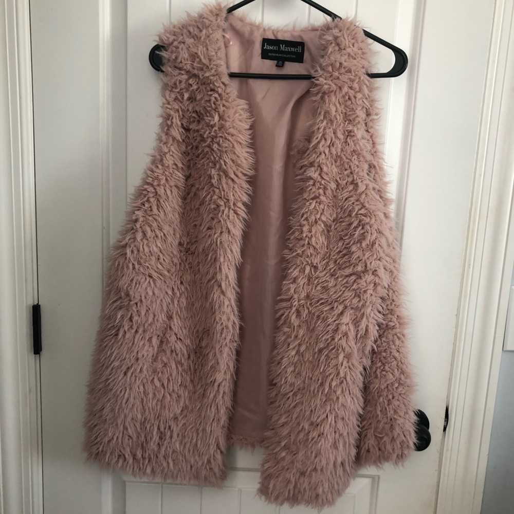 Dusty Rose furry vest